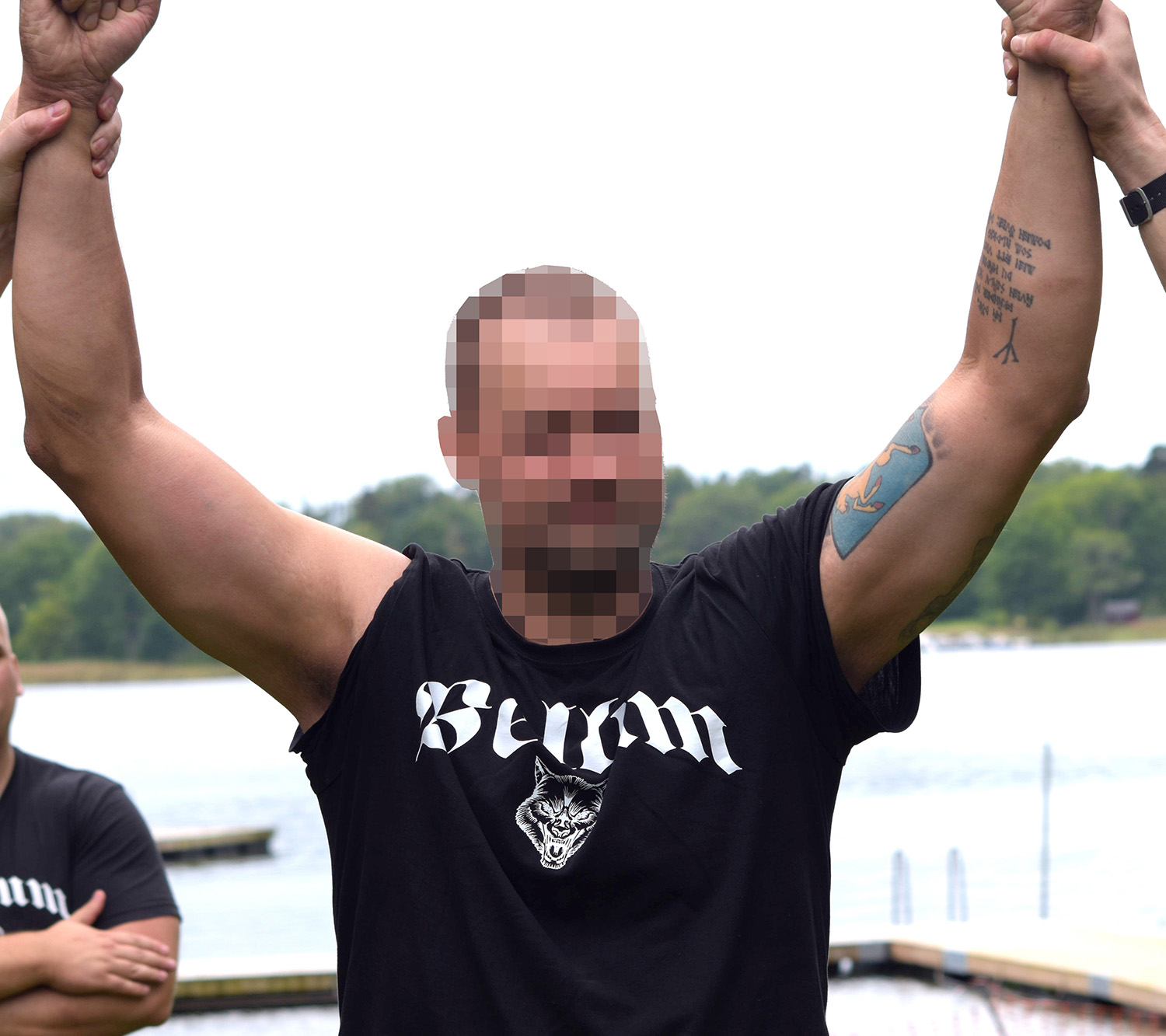 Svart t-shirt (äldre upplaga) - Bild 4